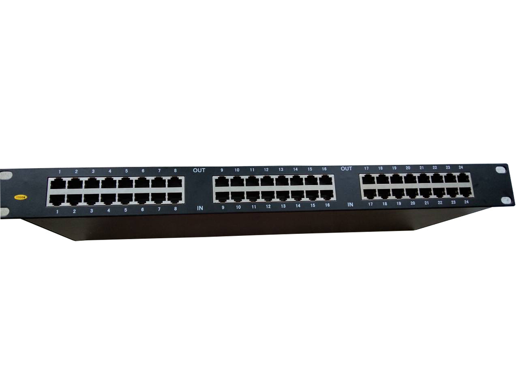 24ポート Rj45 イーサネットラックマウント ネットワーク 雷を止め ラック rj45 spd イーサネット オーバージェス防護装置 中国