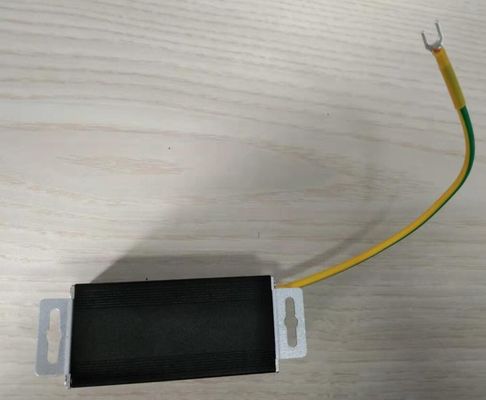 避雷器rj45上のイーサネットPoEサージ・プロテクターの電気通信RJ45力
