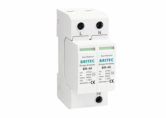 40kA プラグイン可能なモジュール式電圧増圧止め器320V 2P 2型電圧増圧保護装置 DIN鉄道マウント
