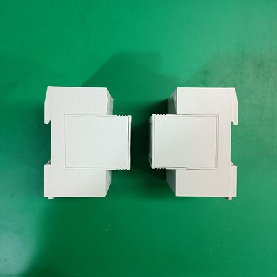 産業用電気保護用DINレールマウント付き25kA T1+T2サージ保護デバイス